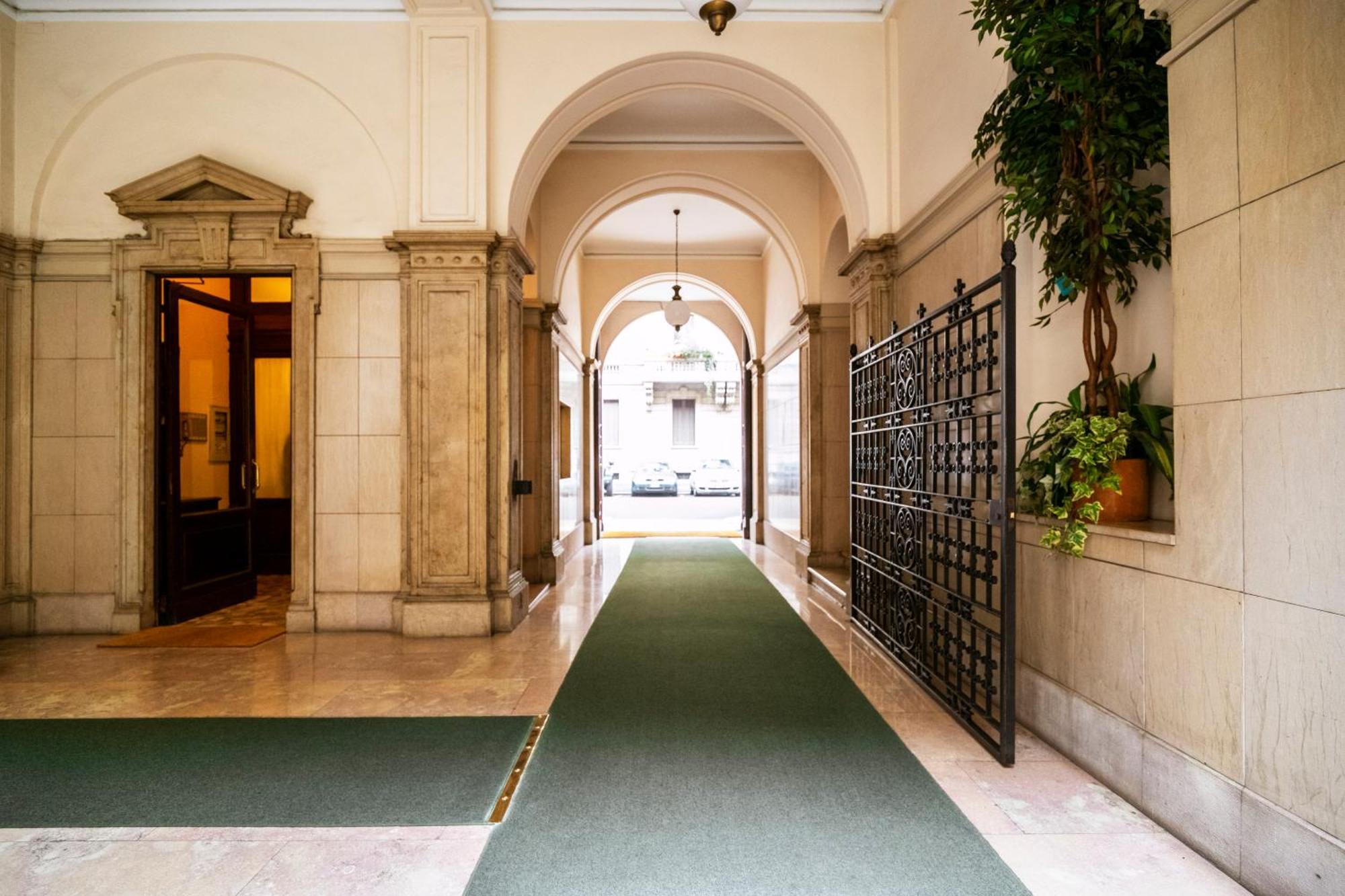 Real Jewel In Milano Cadorna Lejlighed Eksteriør billede